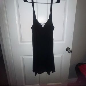 Forever 21 Woman’s Black Dress